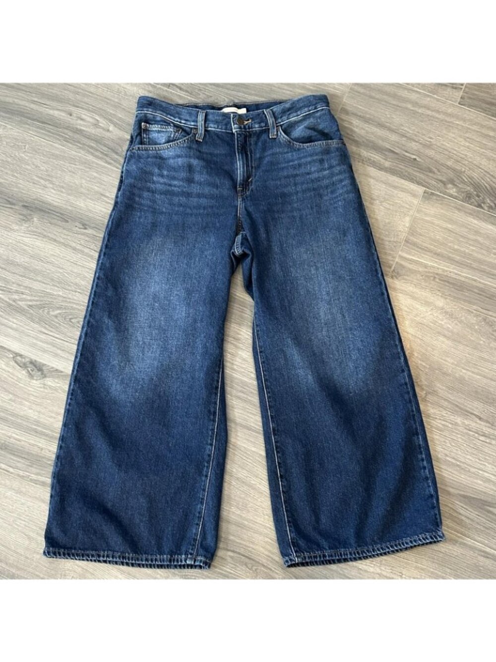 Levi's Middy Wide Leg Ankle Jeans Womens 29 Fits 30 Mid Rise 100% Cotton Denim - Picture 2 of 15